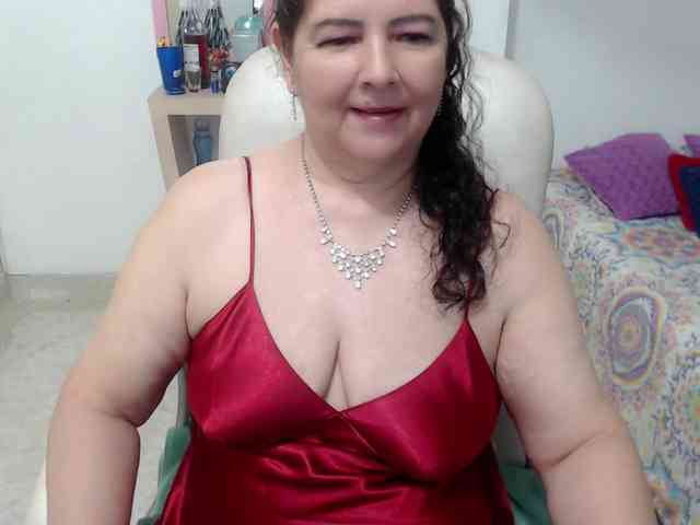 leonela-68 webcam