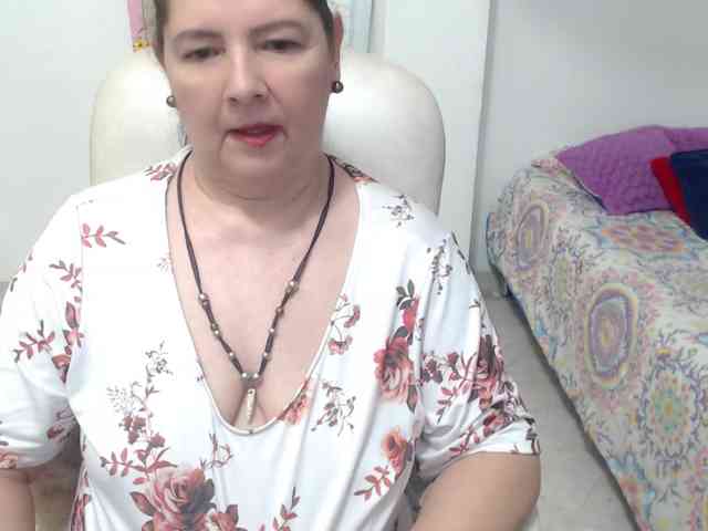 leonela-68 webcam