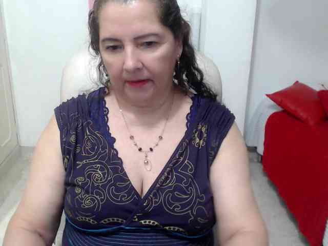 leonela-68 webcam
