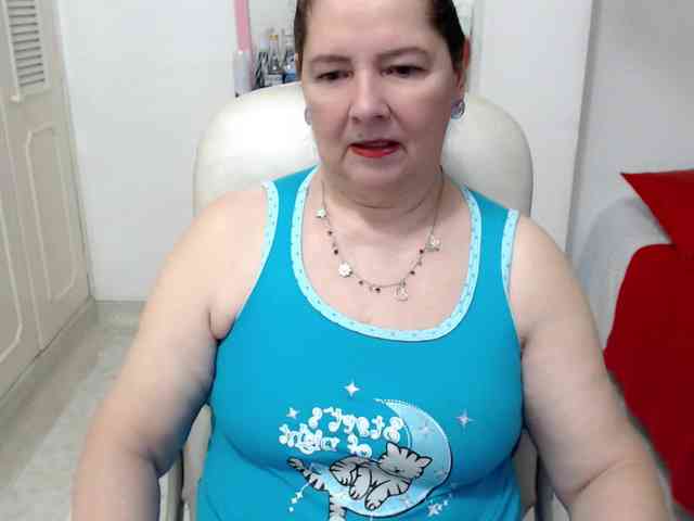 leonela-68 webcam