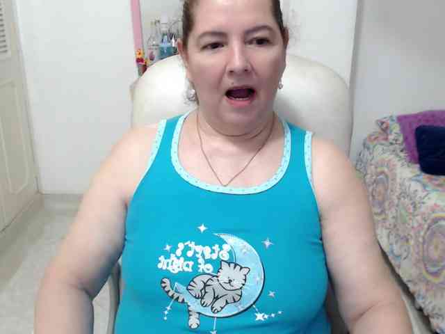 leonela-68 Live Webcam on BongaCams