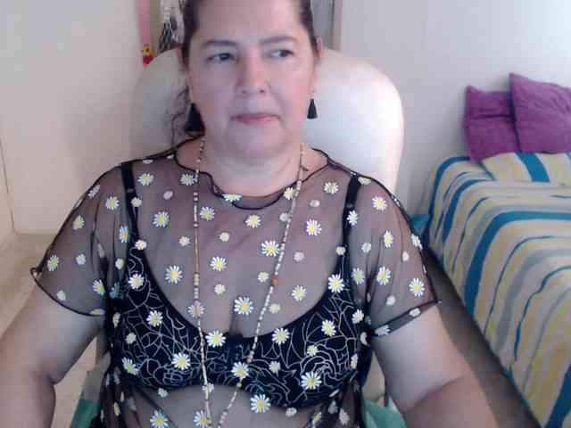 leonela-68 leonela-68