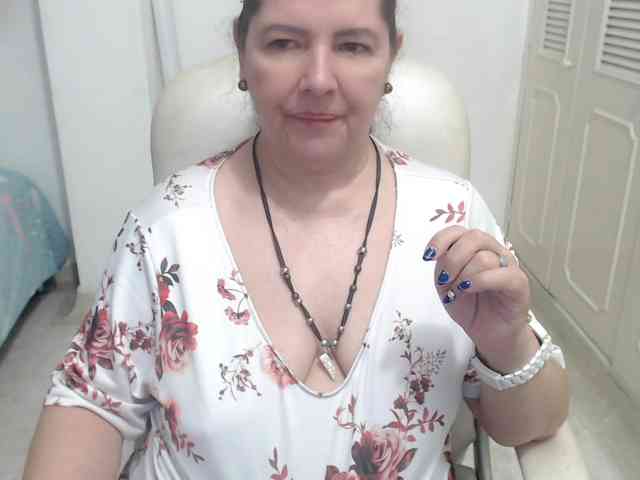 leonela-68 webcam