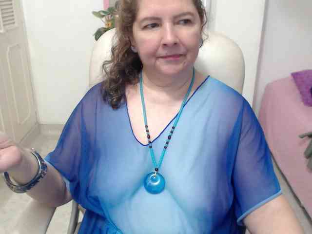 leonela-68
