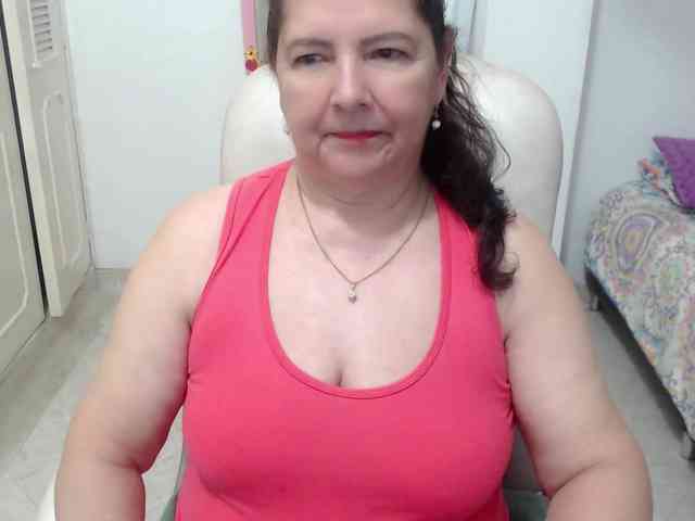 leonela-68