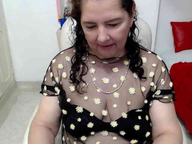 leonela-68