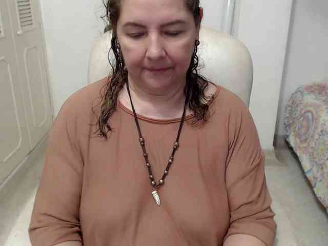 leonela-68 leonela-68