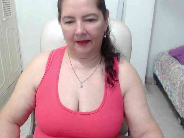 leonela-68