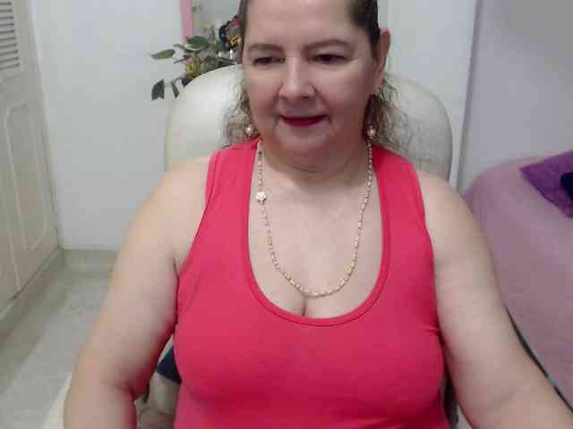 leonela-68 webcam