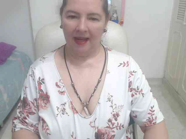 leonela-68 webcam