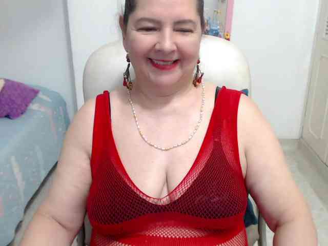 leonela-68 webcam