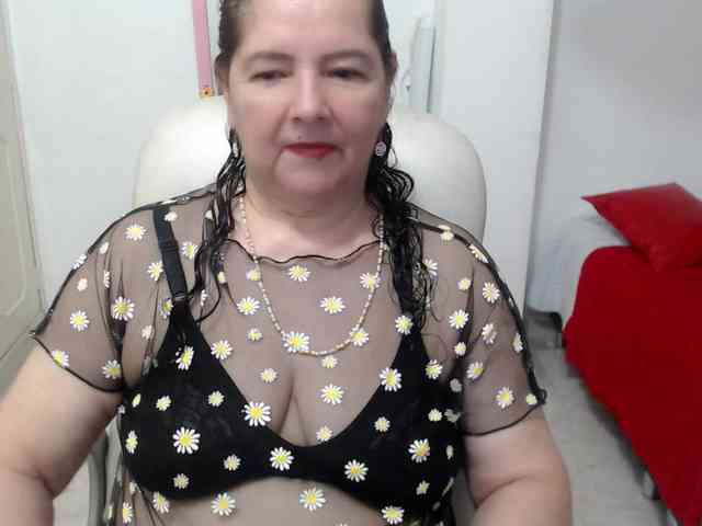 leonela-68 webcam