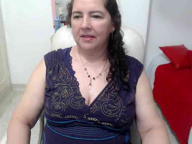 leonela-68 webcam