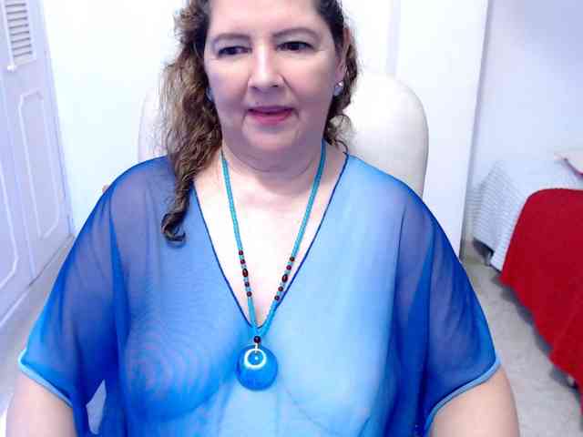 leonela-68