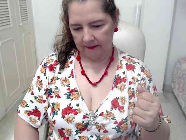 leonela-68 webcam