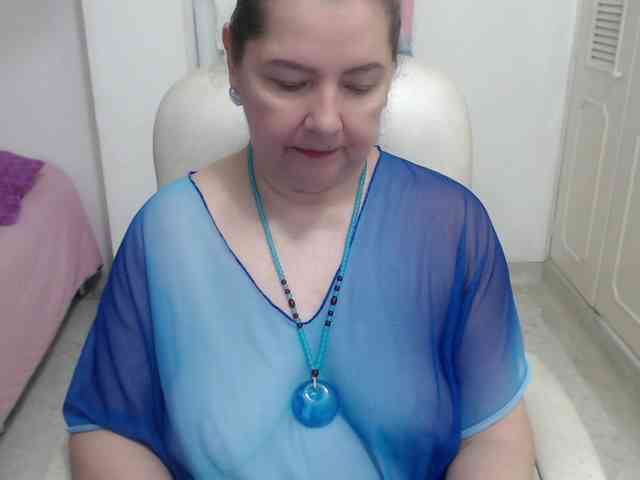 leonela-68 webcam