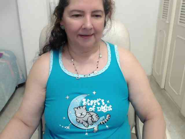 leonela-68 webcam
