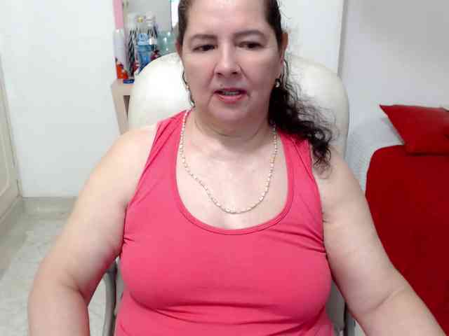 leonela-68