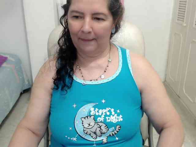 leonela-68 webcam
