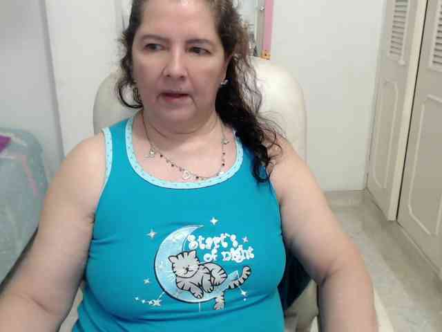 leonela-68 webcam