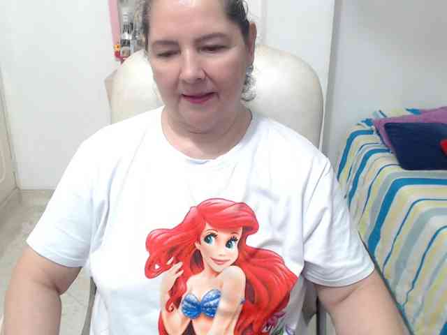 leonela-68