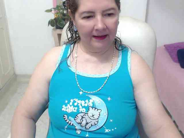 leonela-68 webcam