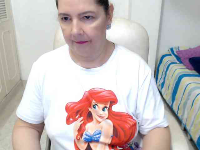 leonela-68