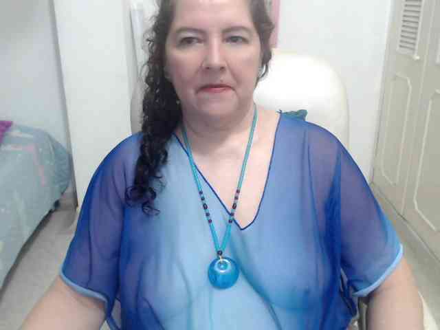 leonela-68 webcam