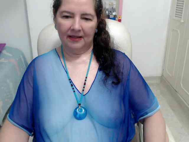 leonela-68 webcam