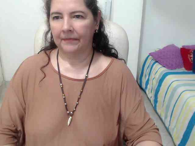 leonela-68 webcam