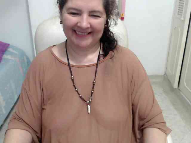 leonela-68 webcam