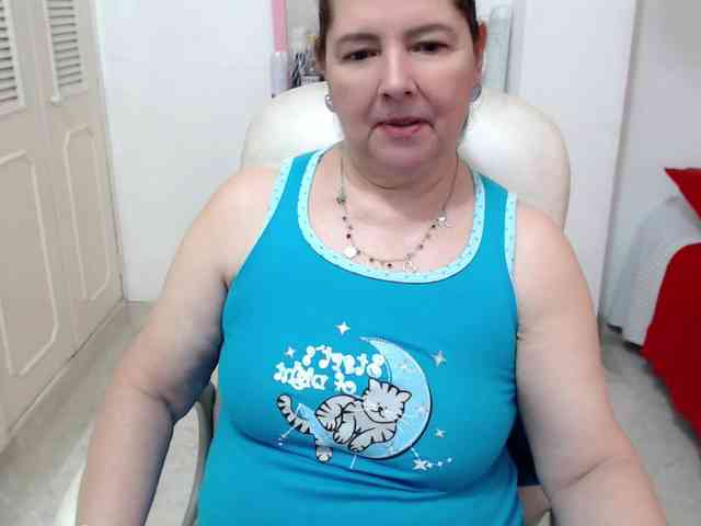 leonela-68 webcam