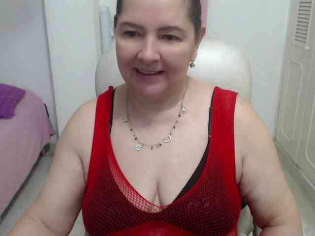 leonela-68