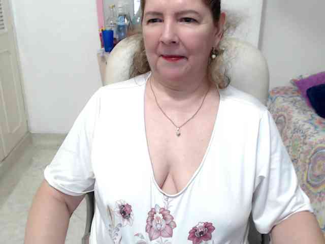leonela-68 webcam