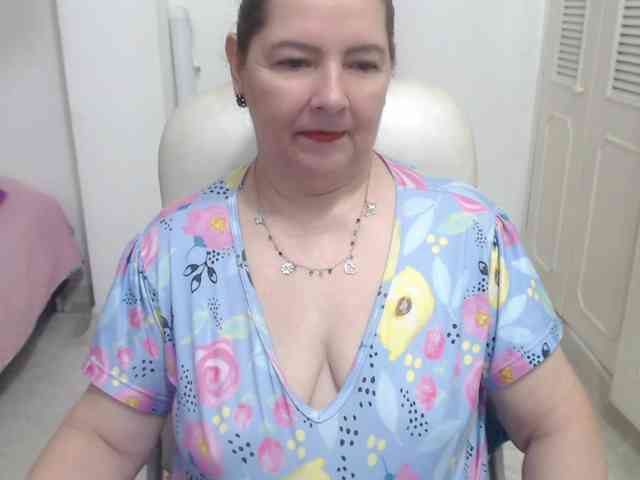 leonela-68 webcam