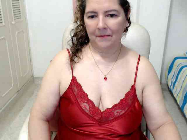 leonela-68