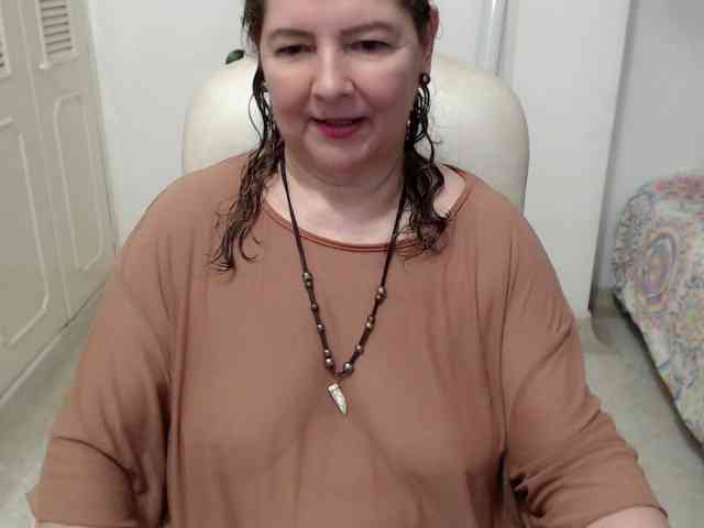 leonela-68 webcam