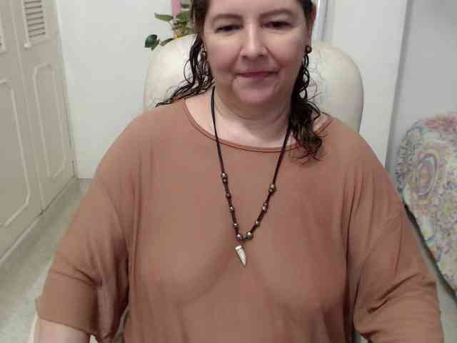 leonela-68 webcam