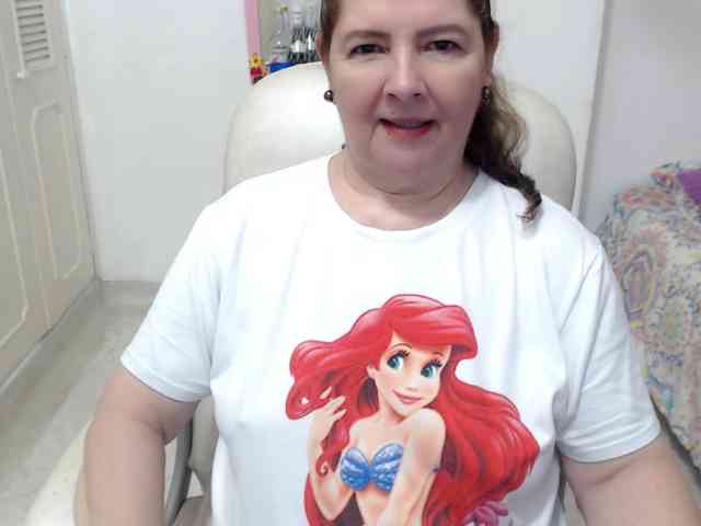leonela-68