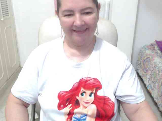 leonela-68 webcam
