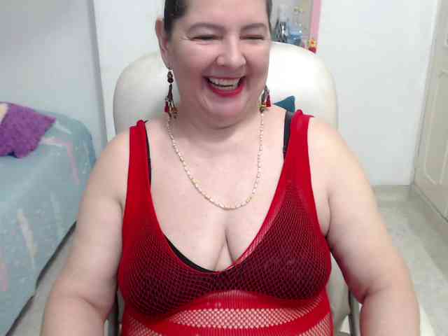leonela-68 webcam