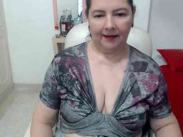 leonela-68 webcam