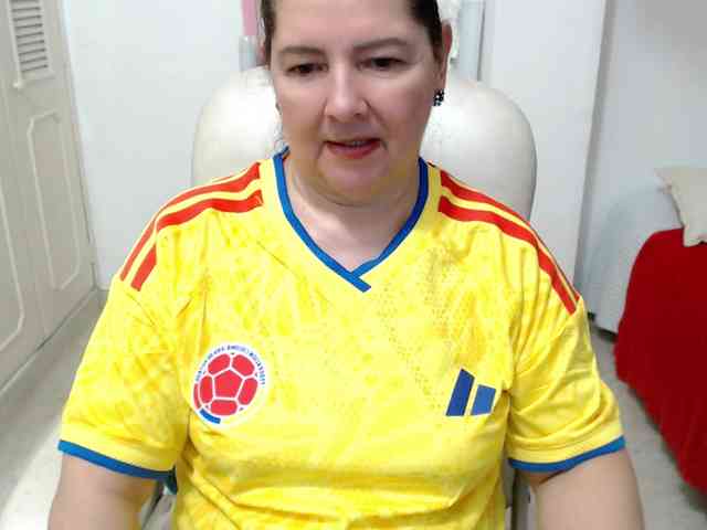 leonela-68