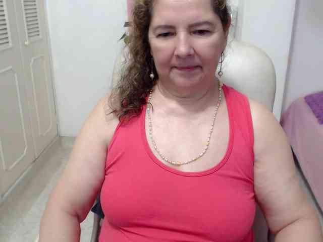 leonela-68
