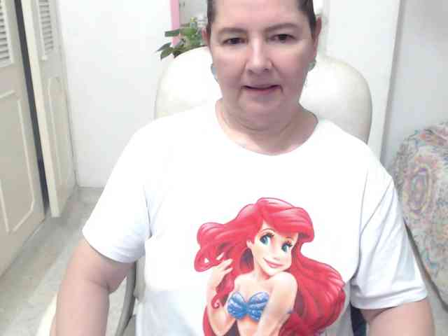 leonela-68