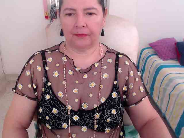 leonela-68 webcam