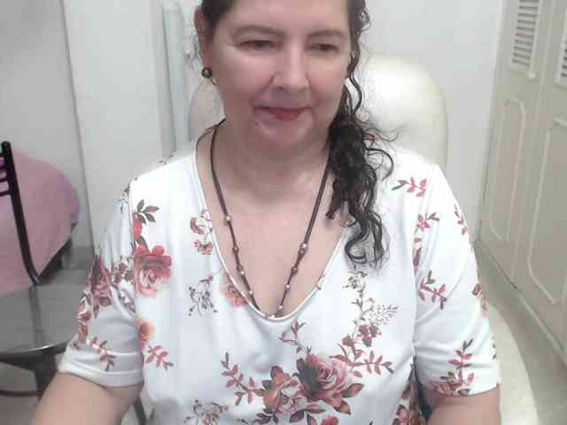 leonela-68 webcam