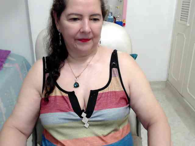 leonela-68 webcam