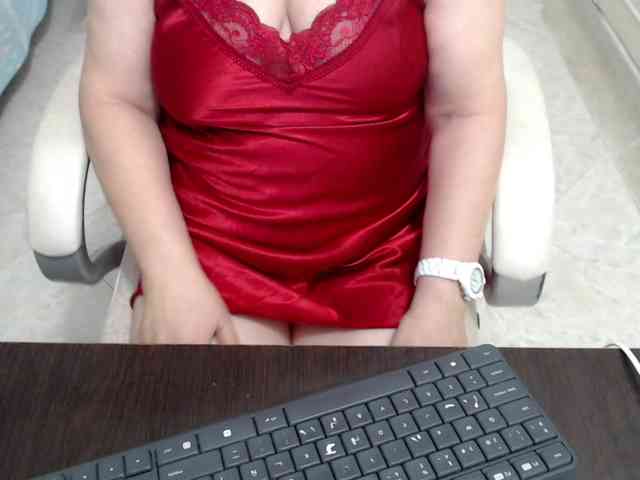 leonela-68 webcam