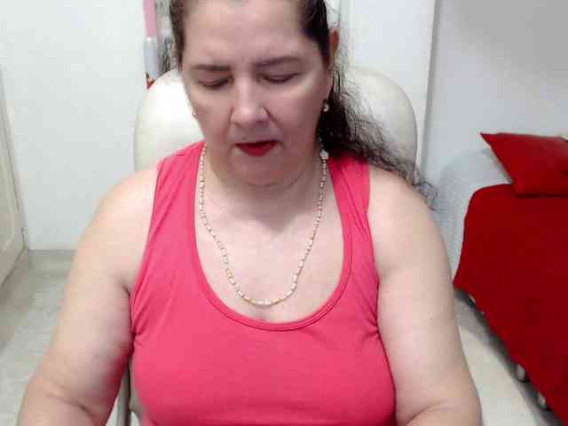 leonela-68